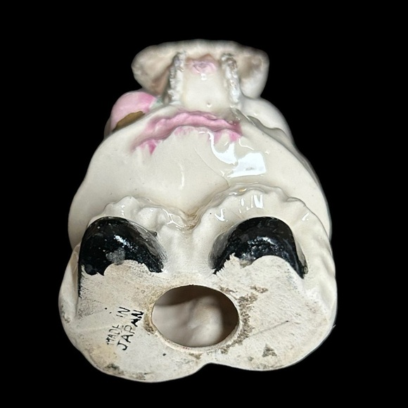 Josef Originals Girl With Hands In Muff Figurine Made In Japan - Picture 7 of 8